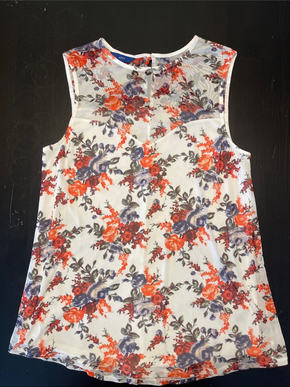 Apt. 9 White Floral Mesh Tank Top with Red and Purple Flowers